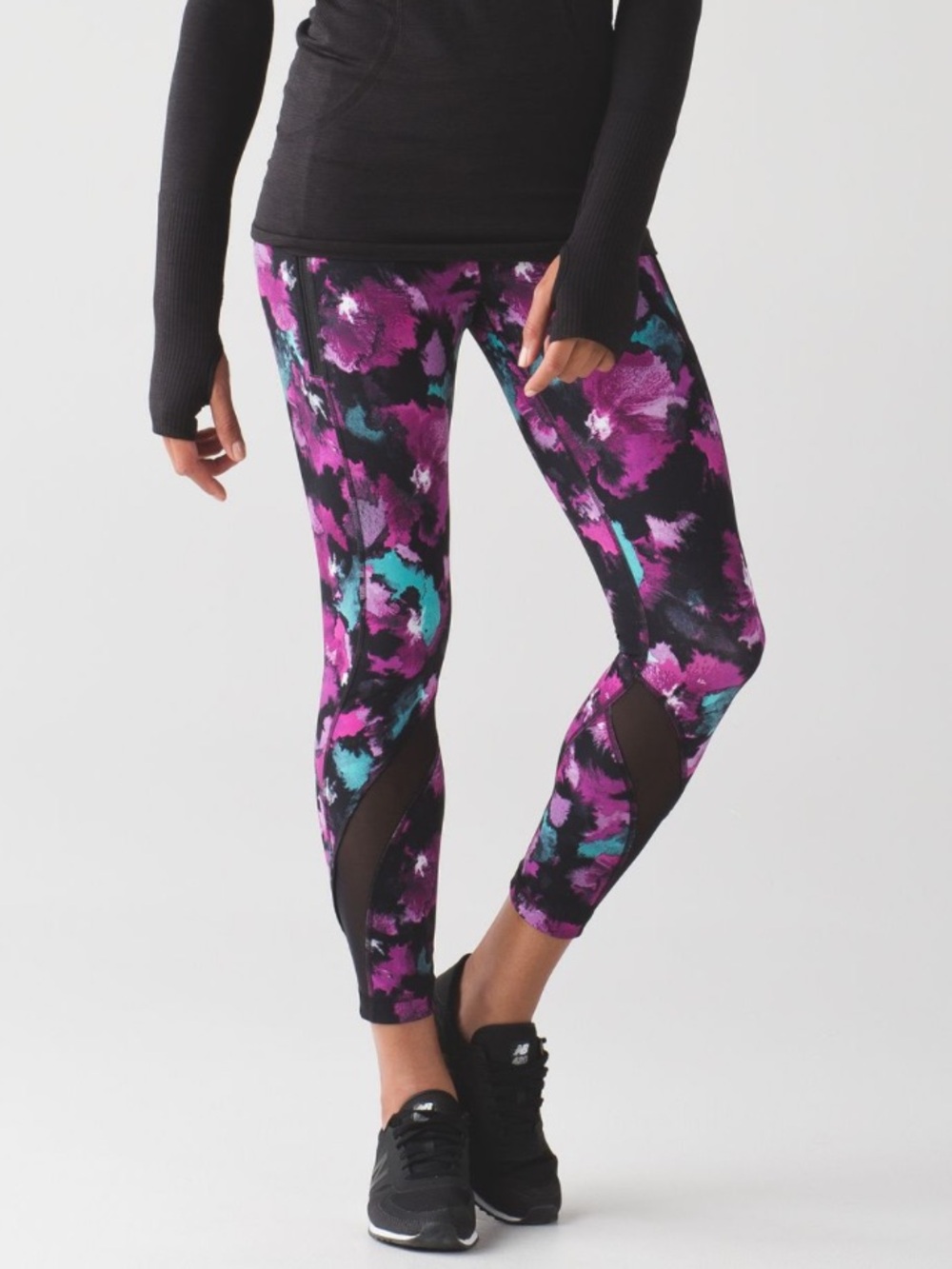 Lululemon Inspire Tight II Midnight Bloom Floral Crop Leggings 6